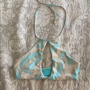 Beach Bunny Reversible Bikini Top size large